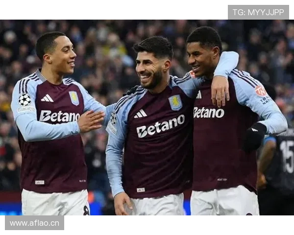 沃特金斯 vs 拉什福德：冲击型前锋的战术角色与进攻效率对比