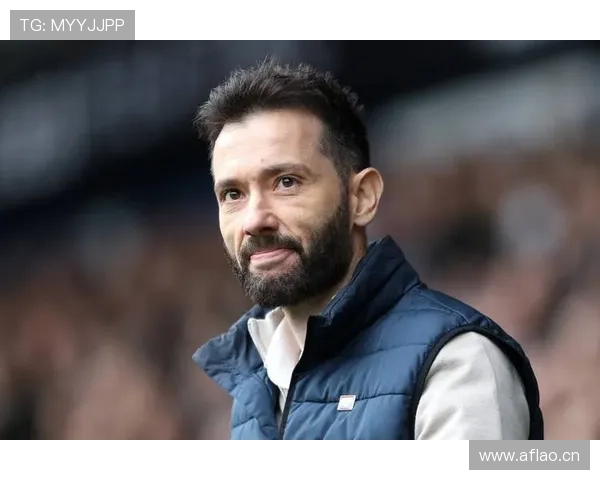 瓦伦西亚球迷抗议持续,球队表现与管理层决策引发不满 瓦伦西亚球迷抗议持续,球队表现与管理层决策引发不满