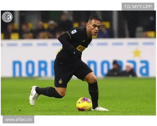 劳塔罗终结效率与持球能力的技术差距解析 劳塔罗终结效率与持球能力的技术差距解析