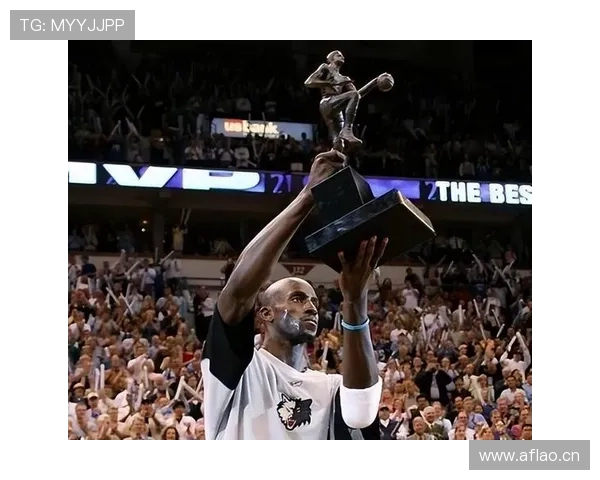 加内特季后赛中高效挡拆频频制造错位优势提升球队攻防节奏