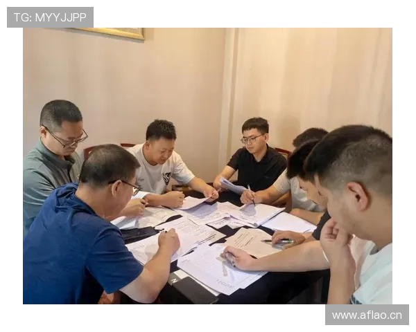 卡马文加与加维：新生代中场核心成长路径及战术适配性对比